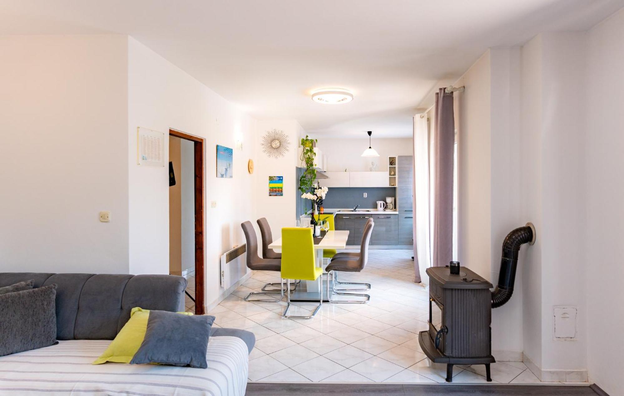 Apartments Lores Rab Town Exterior photo
